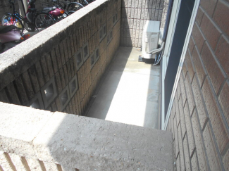 【バルコニー】