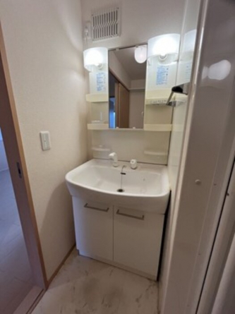 【洗面所】
