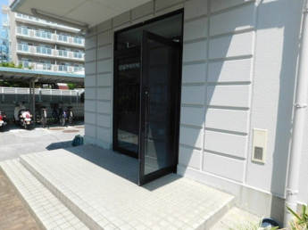 【エントランス】
