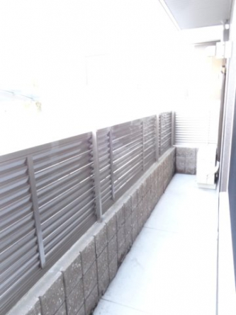 【バルコニー】