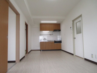 【居間・リビング】