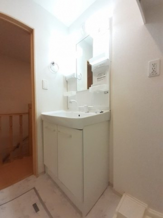 【洗面所】