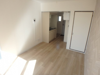 こちらのリビングで趣味の時間をお楽しみください