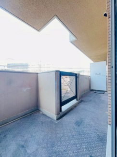 【バルコニー】