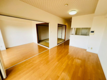 【居間・リビング】