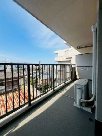 【バルコニー】