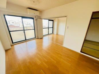 【居間・リビング】