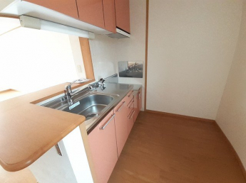 キッチンでお料理をお楽しみください