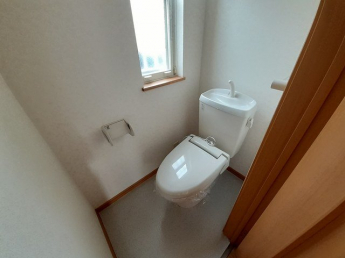 落ち着いたトイレです