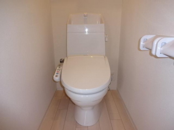 シャワー付トイレ