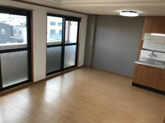 13.2帖の南向きリビング