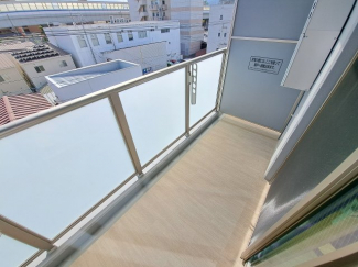 【バルコニー】