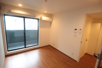 開放的な寝室です