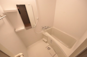 ゆったり過ごせるお風呂です