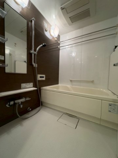 ゆったり過ごせるお風呂です