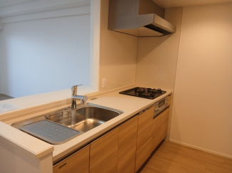 コンパクトなキッチンで掃除もラクラク