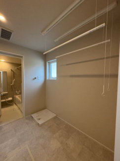 ホスクリーン２本ついてます