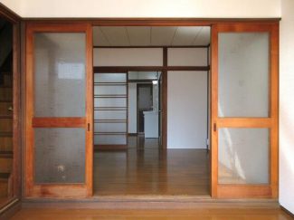 サービスルーム～洋室６．０帖