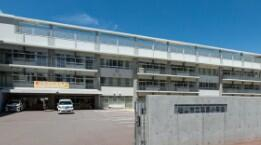 東雲小学校まで700m