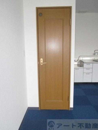 松山市南久米町の店舗一部の画像