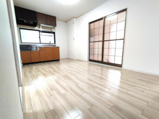 【居間・リビング】