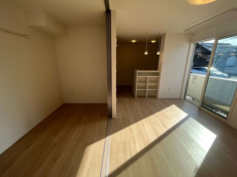 【居間・リビング】