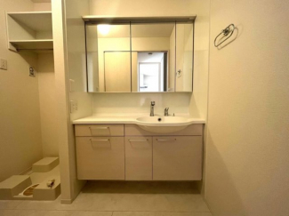 【洗面所】