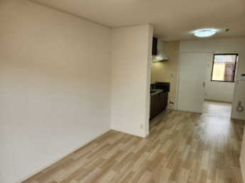 【居間・リビング】