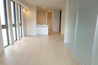 こちらの居間で趣味の時間をお楽しみください