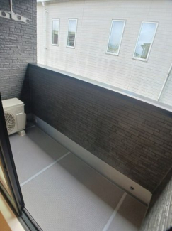 【バルコニー】