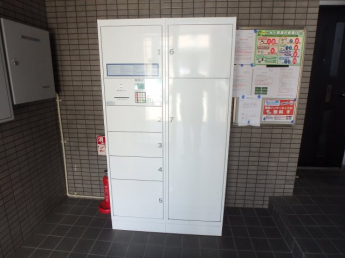 宅配ボックス完備