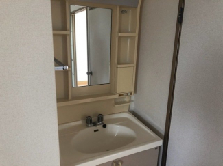 【洗面所】