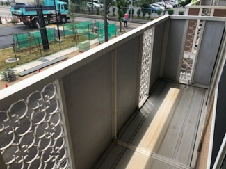 【バルコニー】