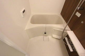 落ち着いた空間のお風呂です