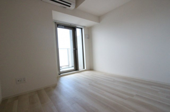 ゆったり過ごせるリビングです