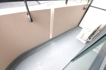 陽当たり良好なバルコニーです