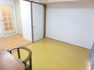 明るい室内です