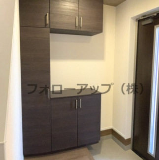 落ち着いた玄関です