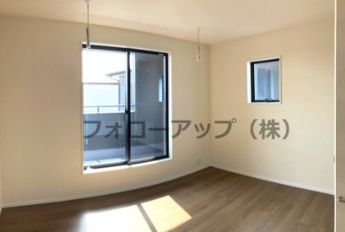 個人の部屋や寝室として使える洋室です