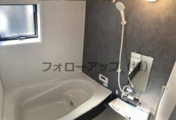 落ち着いた空間のお風呂です