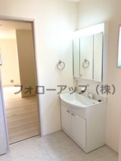 独立洗面台で身支度をすべて済ませてしまいましょう