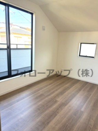 スタンダードな洋室です