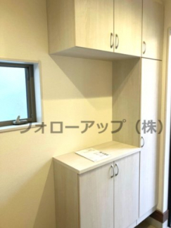 明るい玄関です