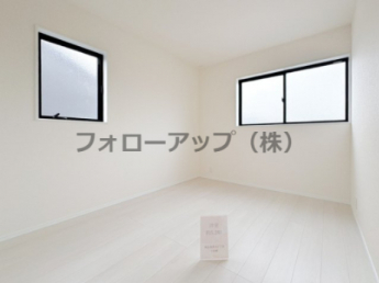 きれいな洋室です