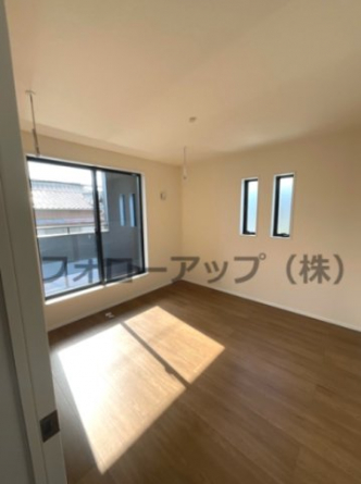 スタンダードな洋室です