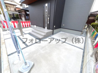 車をお持ちの方に嬉しい駐車場付きの物件です