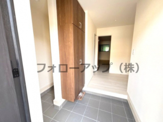 シンプルで使いやすい玄関です