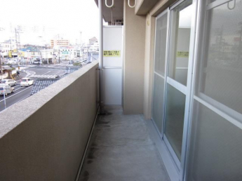 【バルコニー】