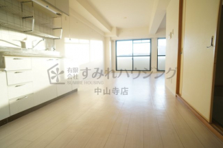 【居間・リビング】