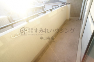 【バルコニー】